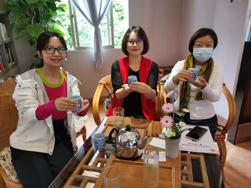 茶韻飄香 文化交融——個舊市總工會成功舉辦2022年茶文化推廣體驗培訓(xùn)班暨文化藝術(shù)交流活動